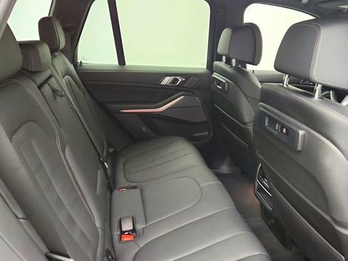 Used 2021 BMW X5 M50i AWD/4WD image 23