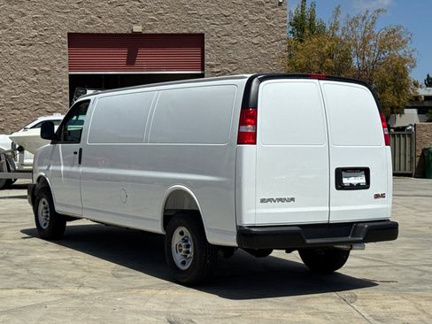 New 2026 GMC Savana 2500 Extended w/ Driver Convenience Package RWD image 16