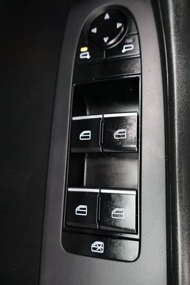 Used 2025 MAZDA CX-50 AWD 2.5 S w/ Preferred Package image 18