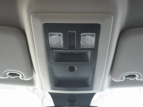 Used 2018 RAM 1500 Express w/ Express Value Package image 19