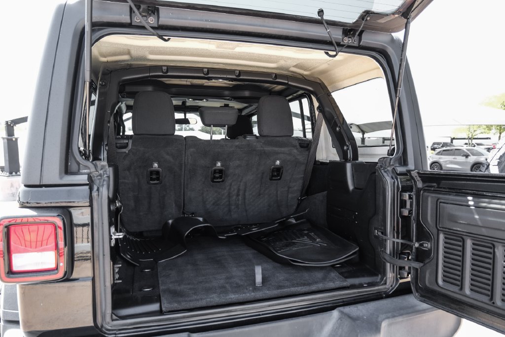 Used 2020 Jeep Wrangler Unlimited Sport AWD/4WD image 52