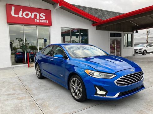 Used 2019 Ford Fusion Titanium image 12