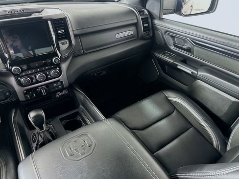 Used 2022 RAM 1500 Laramie RWD image 19
