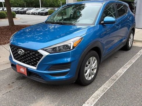Used 2019 Hyundai Tucson SE w/ Cargo Package AWD/4WD image 3