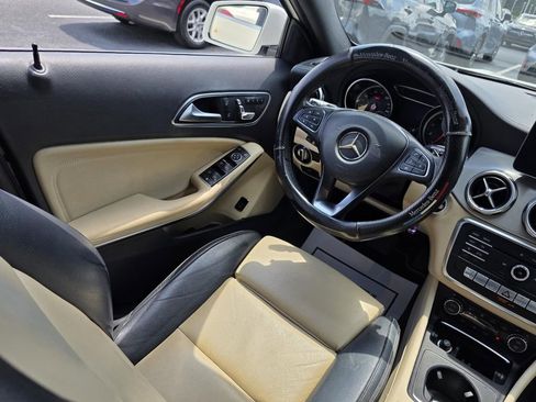 Used 2018 Mercedes-Benz GLA 250 image 29