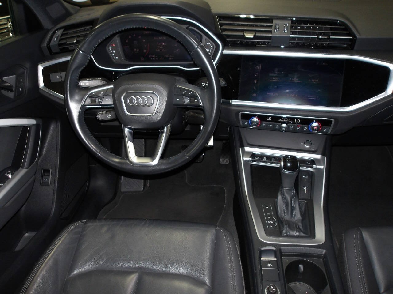 Used 2019 Audi Q3 2.0T Premium AWD/4WD image 12