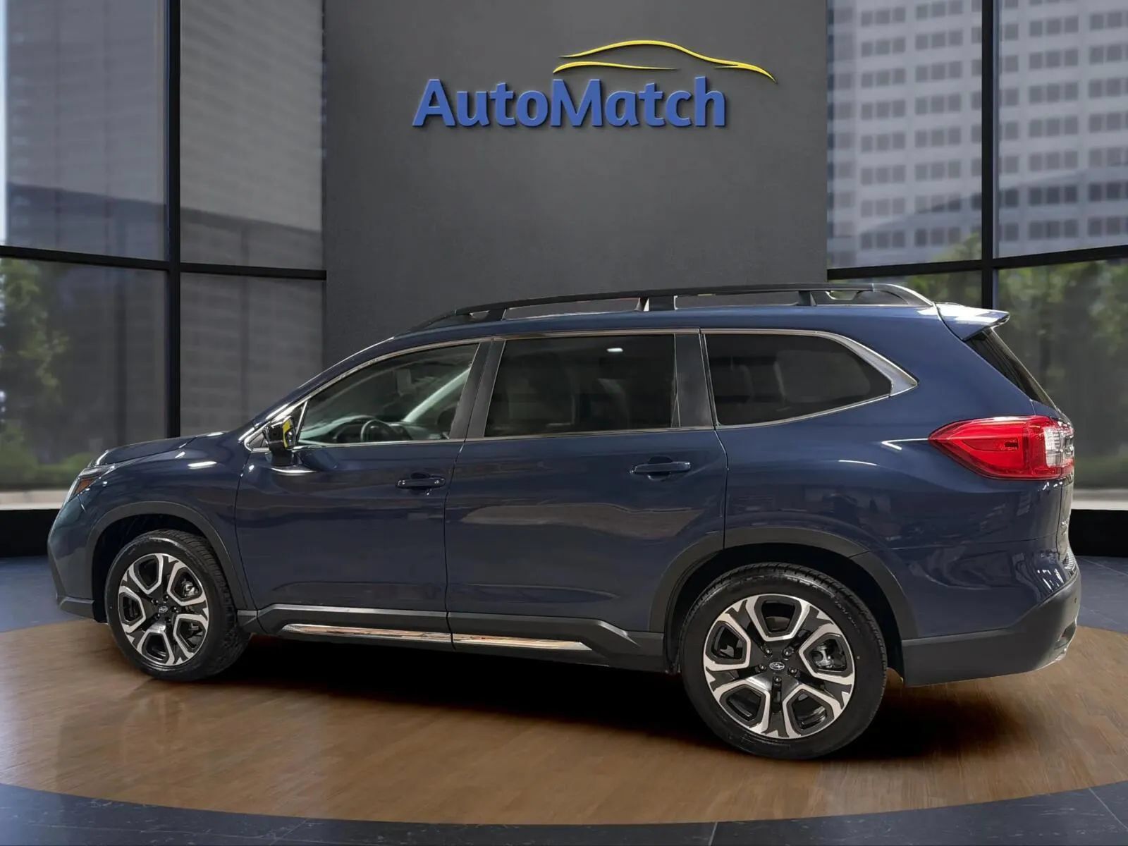 Used 2025 Subaru Ascent Limited w/ Popular Package #2 AWD/4WD image 7
