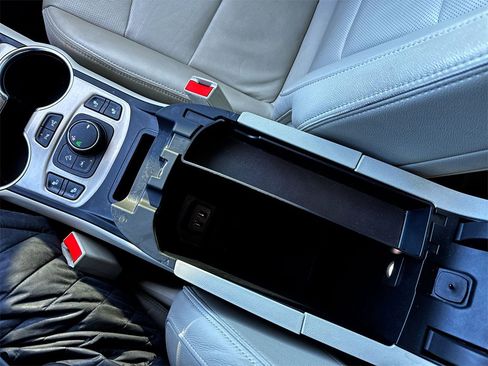 Used 2019 GMC Terrain Denali w/ Advanced Safety Package image 21