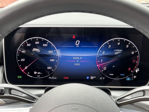 Certified 2025 Mercedes-Benz GLC 300 4MATIC image 15