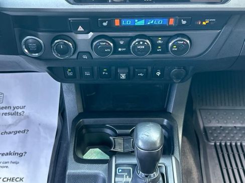 Used 2020 Toyota Tacoma TRD Sport w/ TRD Premium Sport Package AWD/4WD image 50