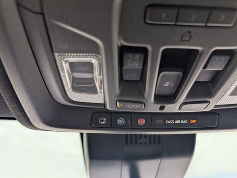 Used 2024 Chevrolet Silverado 3500 High Country w/ High Country Premium Package image 16