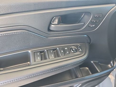 Used 2025 Honda Odyssey Sport-L image 23