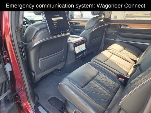 Used 2024 Jeep Grand Wagoneer Series III w/ Rear Seat Video Group 1 AWD/4WD image 27
