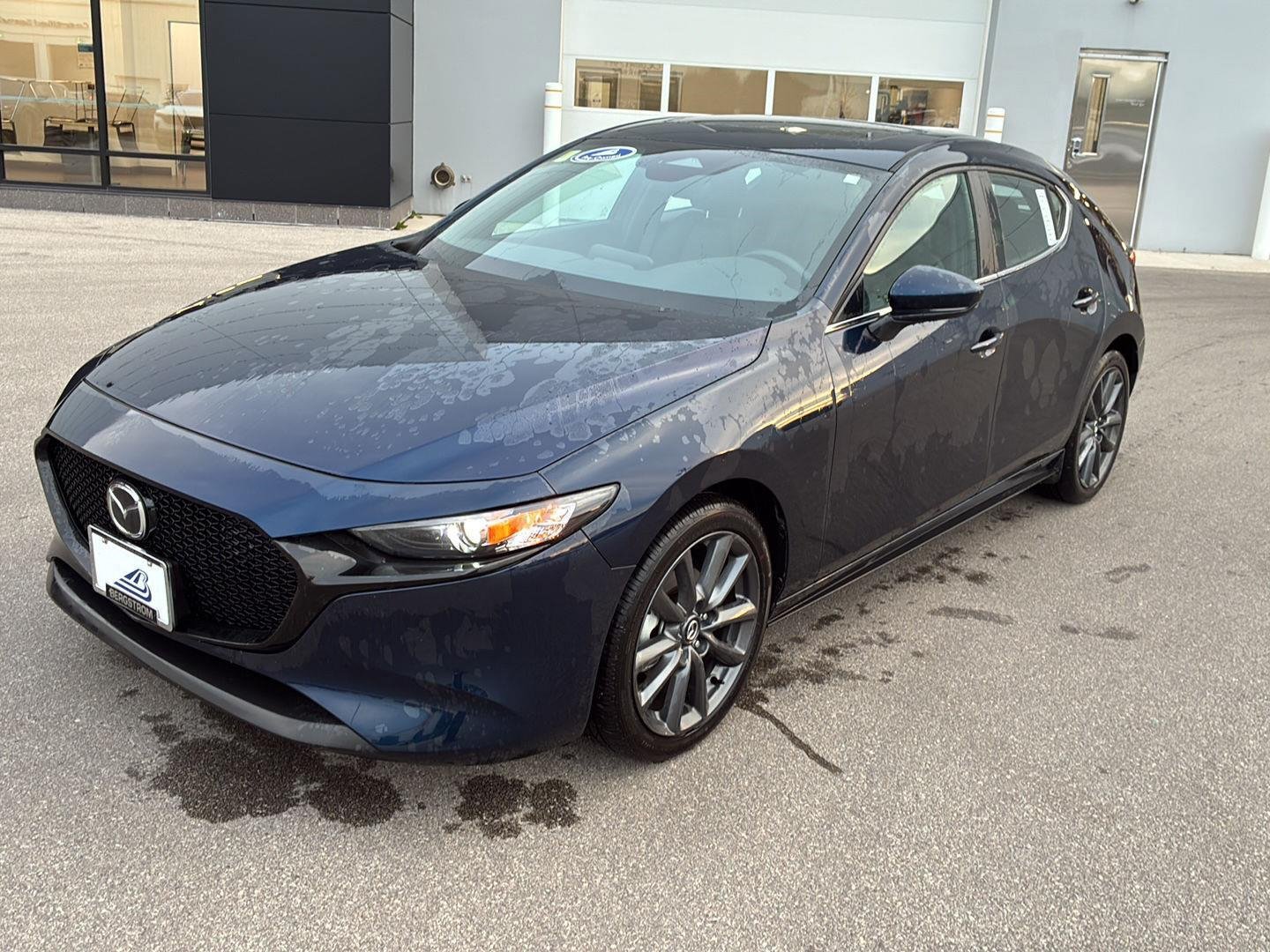 Used 2026 MAZDA MAZDA3 s FWD image 4