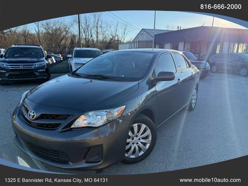 Used 2012 Toyota Corolla LE image 1