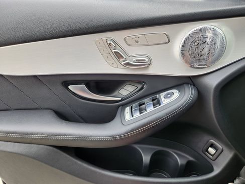 Certified 2021 Mercedes-Benz GLC 300 image 23