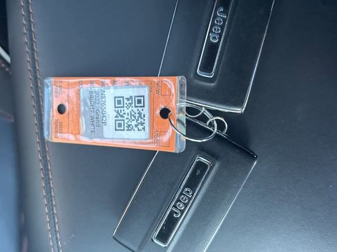 Used 2022 Jeep Grand Cherokee Summit w/ Advanced Protech Group IV image 47