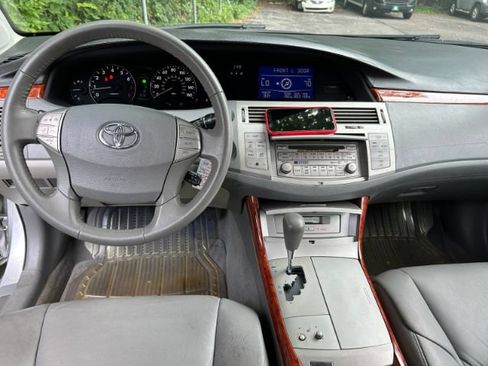 Used 2007 Toyota Avalon XLS FWD image 11