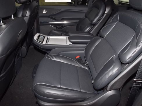 New 2027 Lincoln Navigator L Reserve w/ Jet Appearance Package AWD/4WD image 14