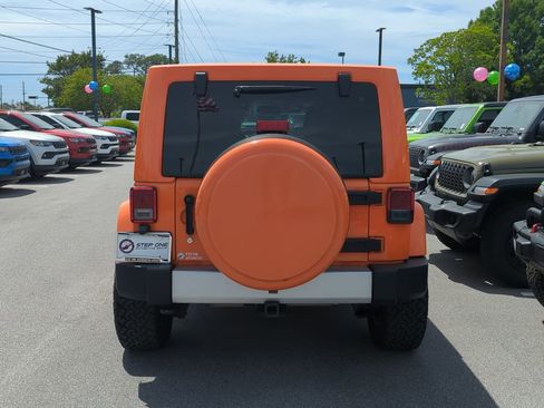 Used 2013 Jeep Wrangler Unlimited Sahara w/ Dual Top Group image 6