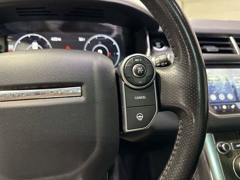 Used 2017 Land Rover Range Rover Sport HSE AWD/4WD image 12
