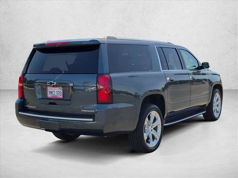 Used 2020 Chevrolet Suburban Premier RWD image 5