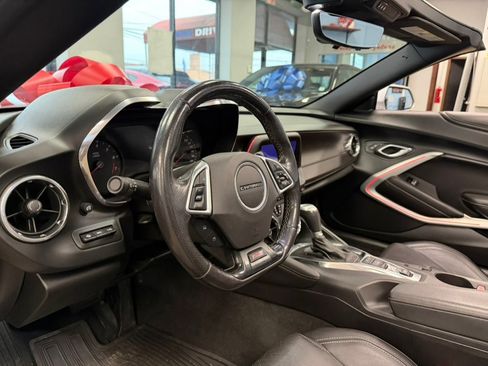Used 2019 Chevrolet Camaro SS image 64