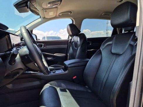 Used 2023 Kia Sorento S FWD image 15
