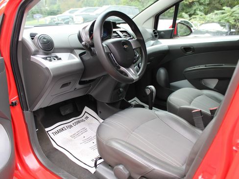 Used 2014 Chevrolet Spark LT image 17