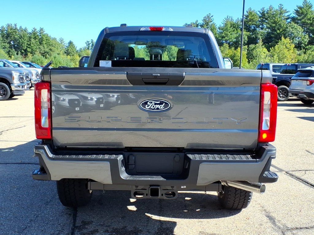 New 2027 Ford F250 XL w/ STX Appearance Package AWD/4WD image 6
