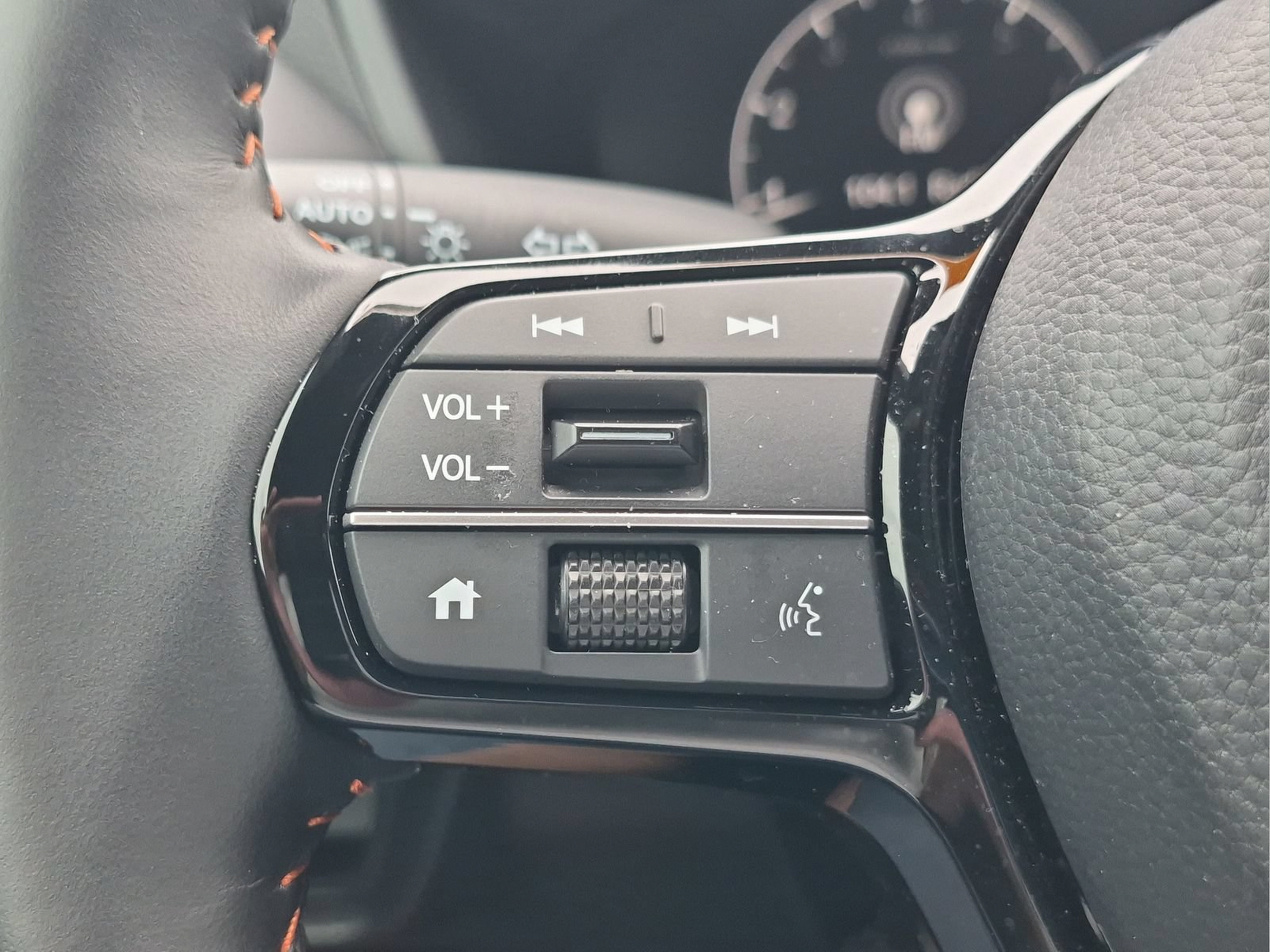 Certified 2026 Honda HR-V Sport image 13