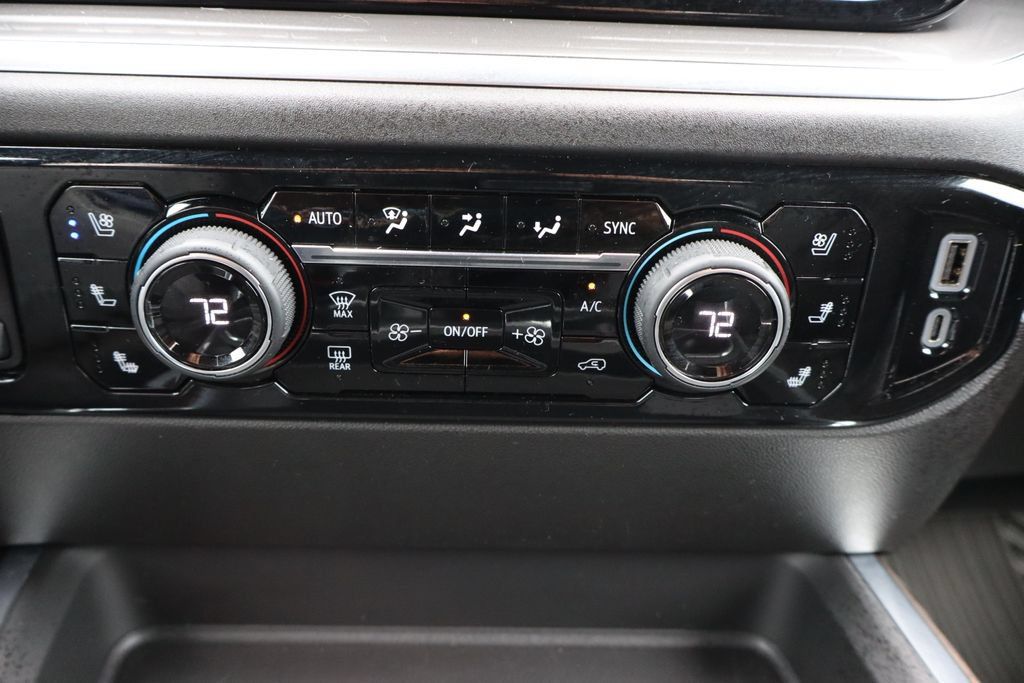 Used 2025 Chevrolet Silverado 3500 High Country w/ High Country Premium Package AWD/4WD image 11