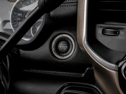 Used 2020 RAM 3500 Laramie AWD/4WD image 22