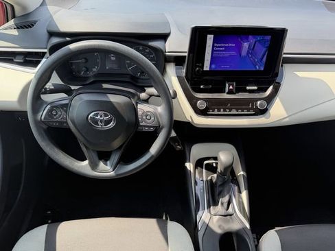 Certified 2025 Toyota Corolla LE FWD image 10