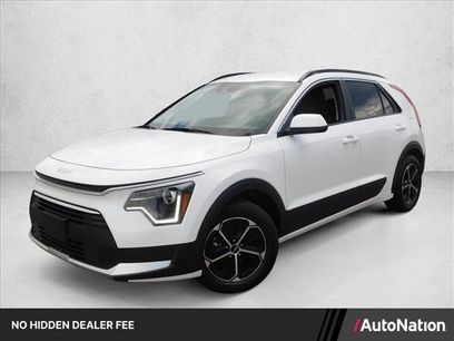 Used 2025 Kia Niro LX