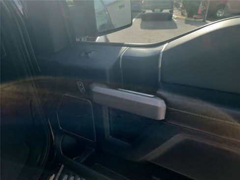Used 2018 Ford F150 Raptor w/ Equipment Group 802A Luxury AWD/4WD image 25