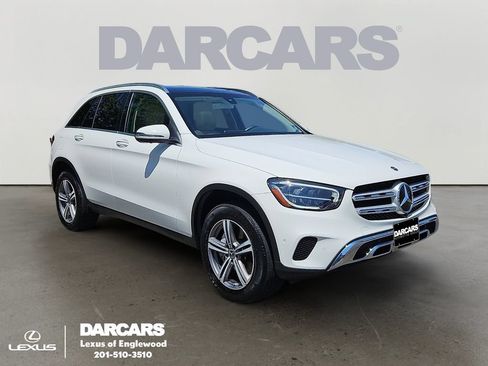 Used 2020 Mercedes-Benz GLC 300 4MATIC image 1