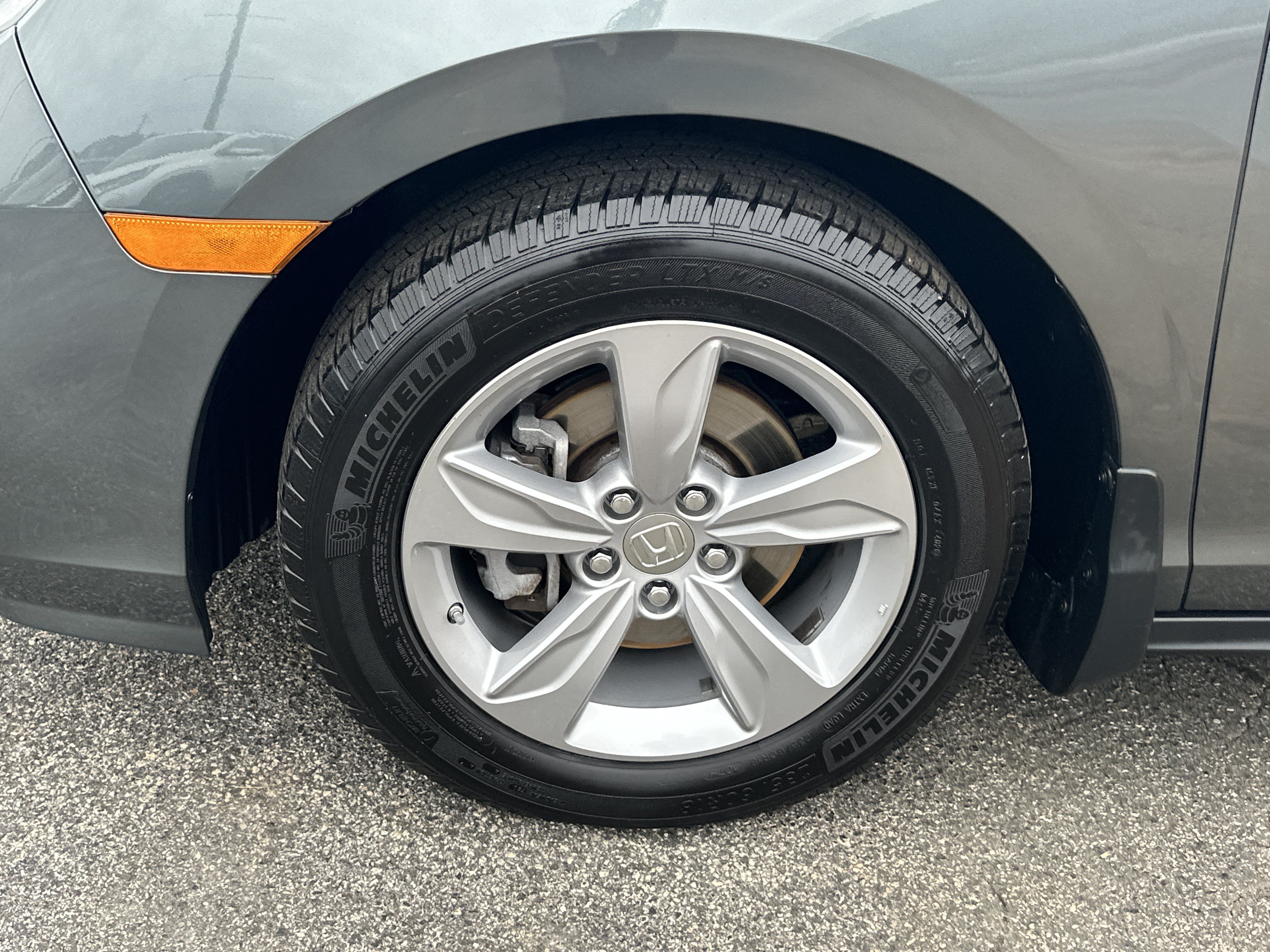 Used 2018 Honda Odyssey EX-L image 11