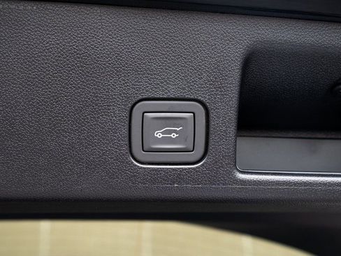 New 2025 Chevrolet Equinox EV RS w/ Active Safety Package 3 image 36