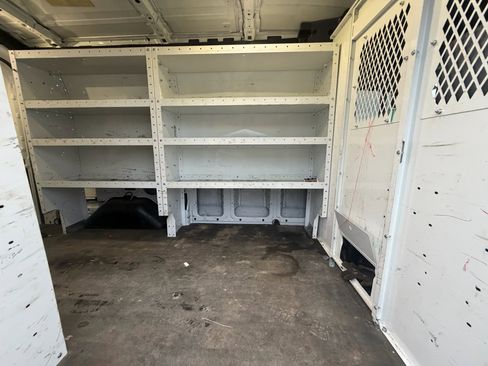 Used 2017 Ford Transit 250 130 Medium Roof image 14