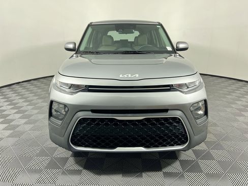 Certified 2025 Kia Soul LX w/ LX Technology Package image 9