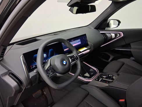 New 2026 BMW X3 xDrive30 w/ Premium Package AWD/4WD image 2