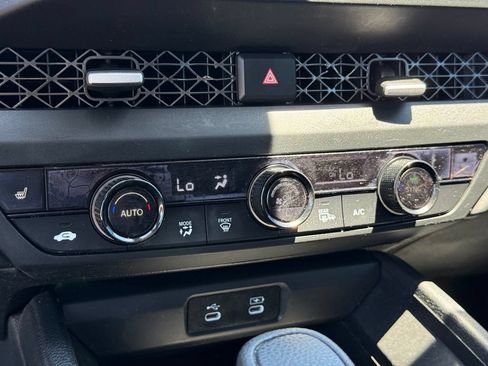 Used 2023 Honda Accord EX image 10