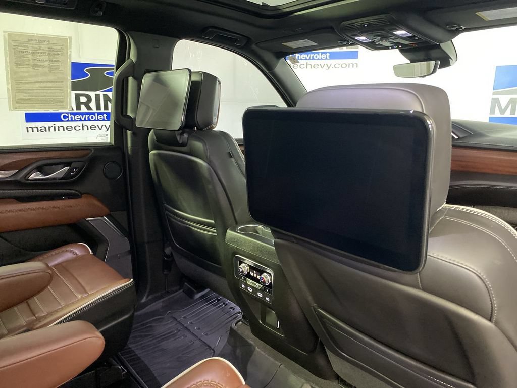 Used 2024 GMC Yukon Denali Ultimate AWD/4WD image 43