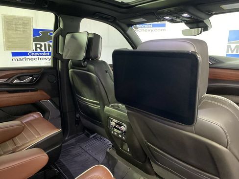Used 2024 GMC Yukon Denali Ultimate AWD/4WD image 43