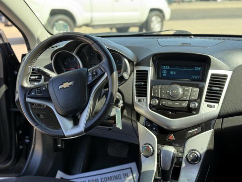 Used 2012 Chevrolet Cruze LT image 8
