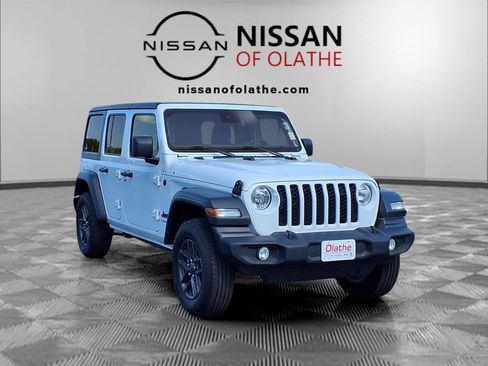 Used 2024 Jeep Wrangler Unlimited Sport AWD/4WD image 29