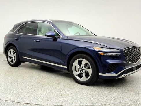 Used 2026 Genesis GV70 2.5T Select image 3