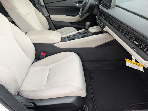 Used 2024 Honda Accord EX image 26