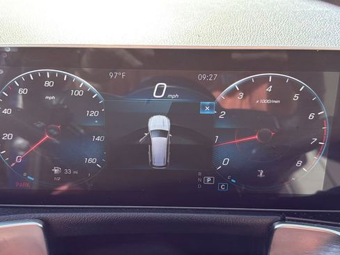 Certified 2021 Mercedes-Benz GLB 250 4MATIC w/ Premium Package image 26